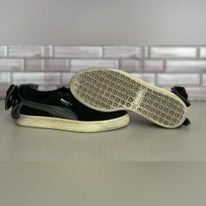 Puma shoes. Used. Good condition. Please see photos. Size 5.5 Women